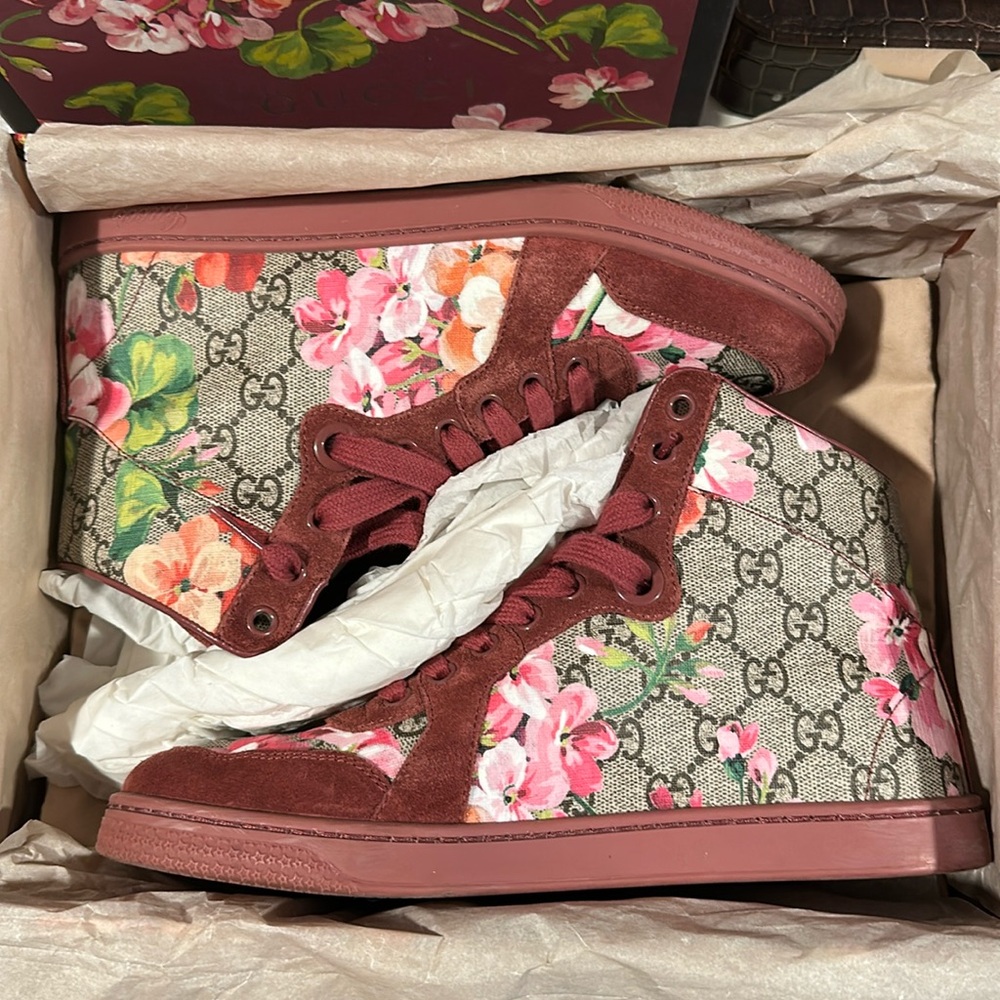 Gucci sneakers